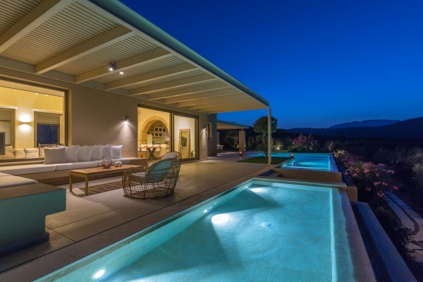 Private pool villa in Kolymvari, sleeps 8, photo 1