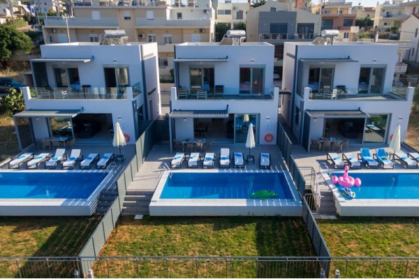 Idyllic villa with sea view in Akrotiri, sleeps 6, photo 1