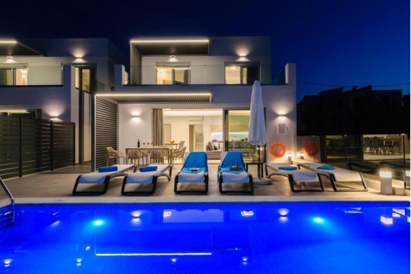 Private pool villa in Chania, sleeps 6, photo 1