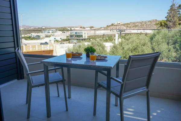 Bright 3-bedroom villa in Agios Onoufrios, photo 3