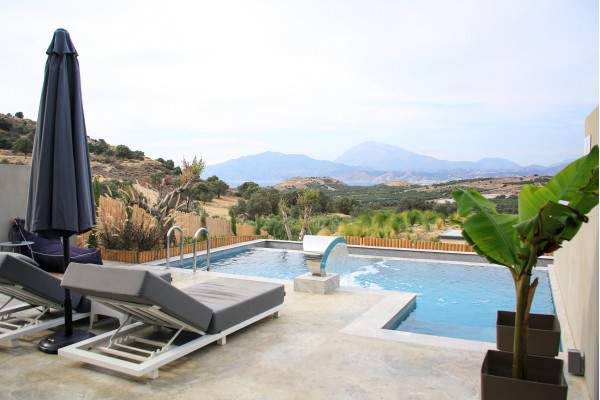 Charming 1-bedroom villa in Tympaki, photo 2