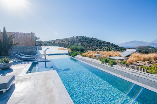 Villa with private pool in Tympaki, sleeps 8, photo 1