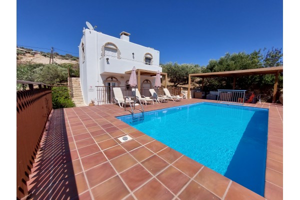 Amazing sea view villa with private pool and garden