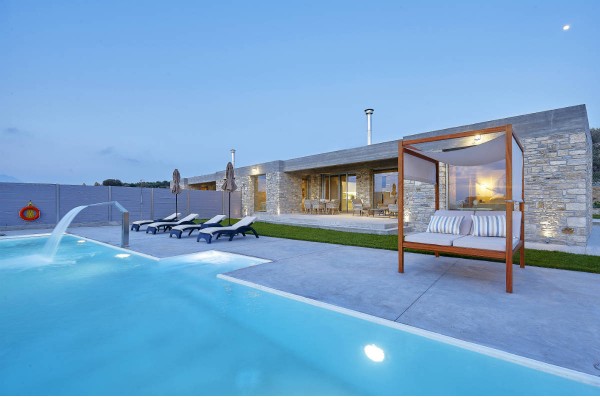 Stylish 2-bedroom villa in Tympaki, photo 1