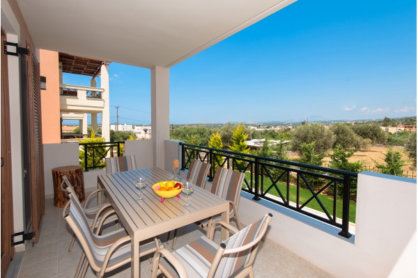 Bright villa with private pool in Adele, sleeps 6, photo 3