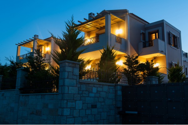 Bright villa with private pool in Adele, sleeps 6, photo 5