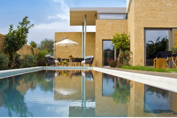 Luxury stone made villa with private swimming pool in Kontomari