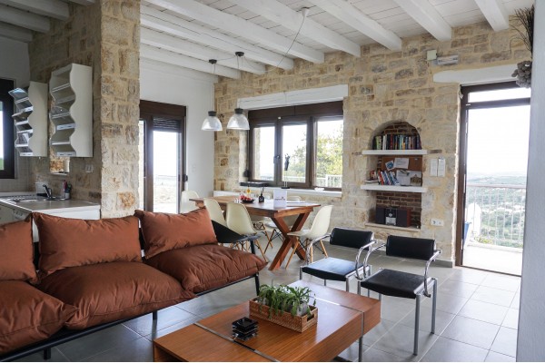 3-bedroom villa with sea view in Agia Triada, photo 4