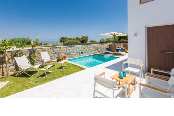 Gracious beachfront villa in Pigianos Kampos for 5, photo 3