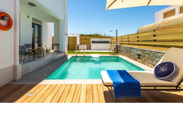 Beachfront villa in Pigianos Kampos for 6, photo 2