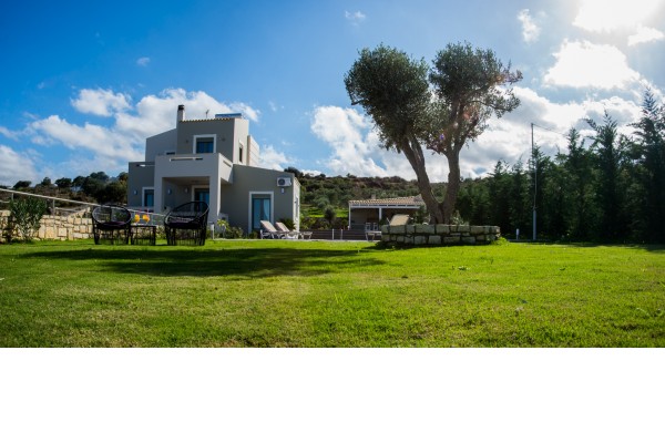 Villa with sea view in Arkadi for 6, photo 3