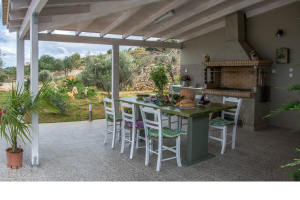 Villa with sea view in Arkadi for 6, photo 5