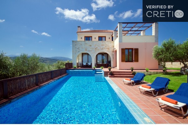 Villa with private pool in Spilia, sleeps 6, photo 2