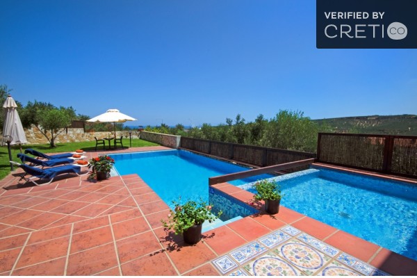 Villa with private pool in Spilia, sleeps 6, photo 4
