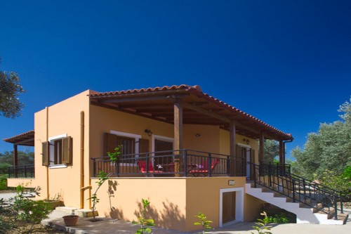 Lovely Villa in a Flower and Olive Tree Garden