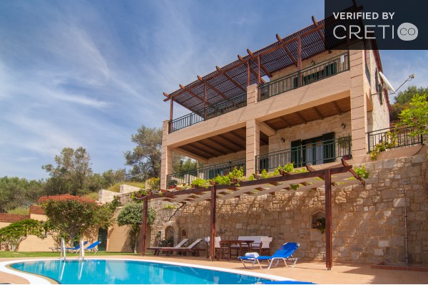 Kissamos rental villa with private pool