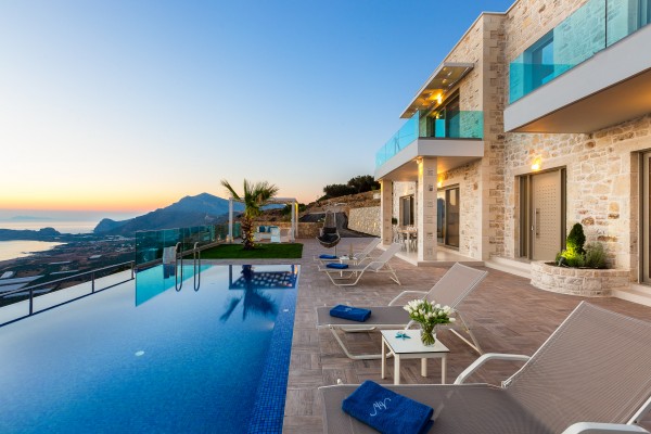 Bright 3-bedroom villa in Falasarna, photo 1