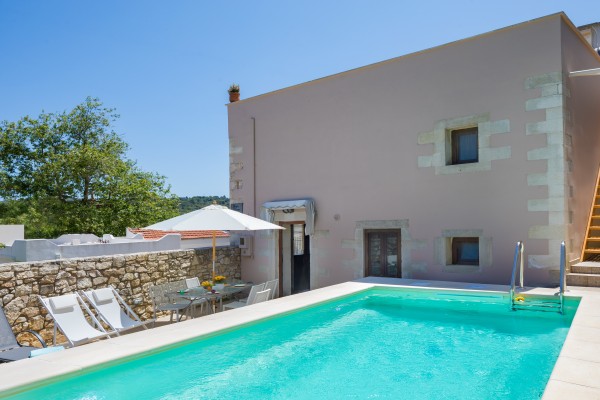 Private pool