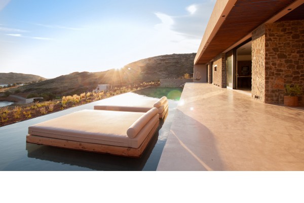 Sunlit villa with private pool in Sitia, sleeps 7, photo 2