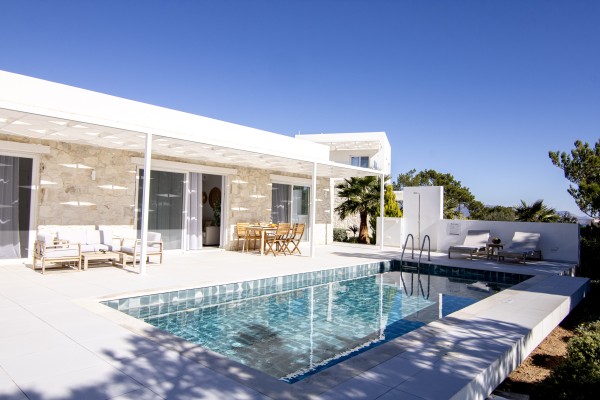 Bright villa with private pool in Galini, sleeps 4, photo 1