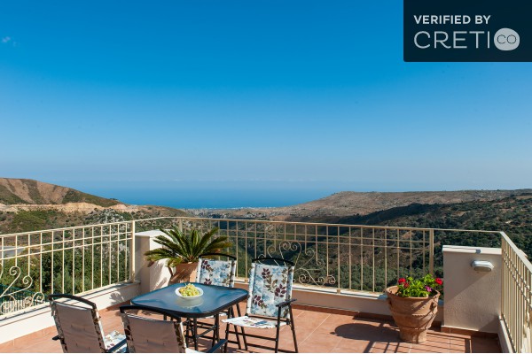 Hilltop villa in Arkadi for 4, photo 3