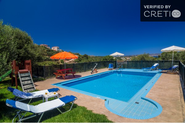 Sunlit villa with private pool in Vamos, sleeps 6, photo 1