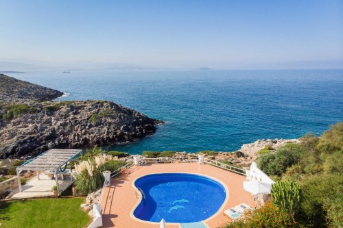 7-bedroom Seafront PRVT Pool Villa, with magical sunset view