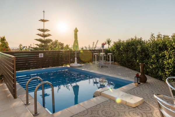 Stylish secluded villa in Sfakaki, sleeps 6, photo 4