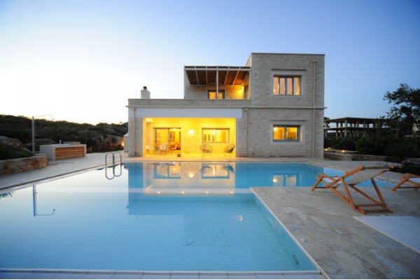 Luxury villa with private pool near Chania