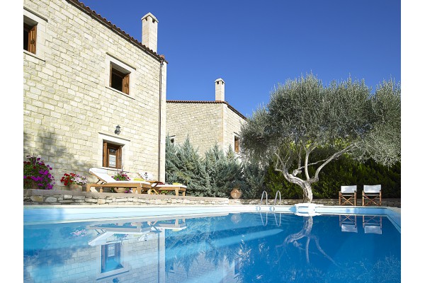 Secluded villa in Spili, sleeps 6, photo 2